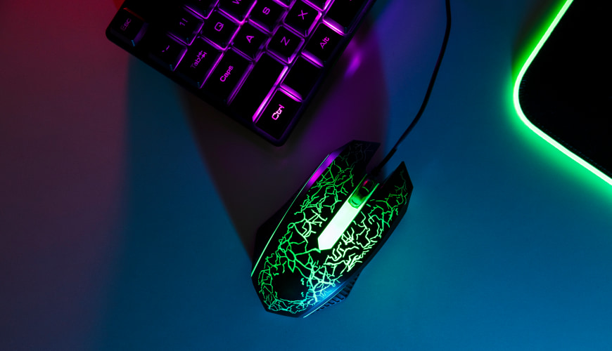 Gaming mouse with green LED
